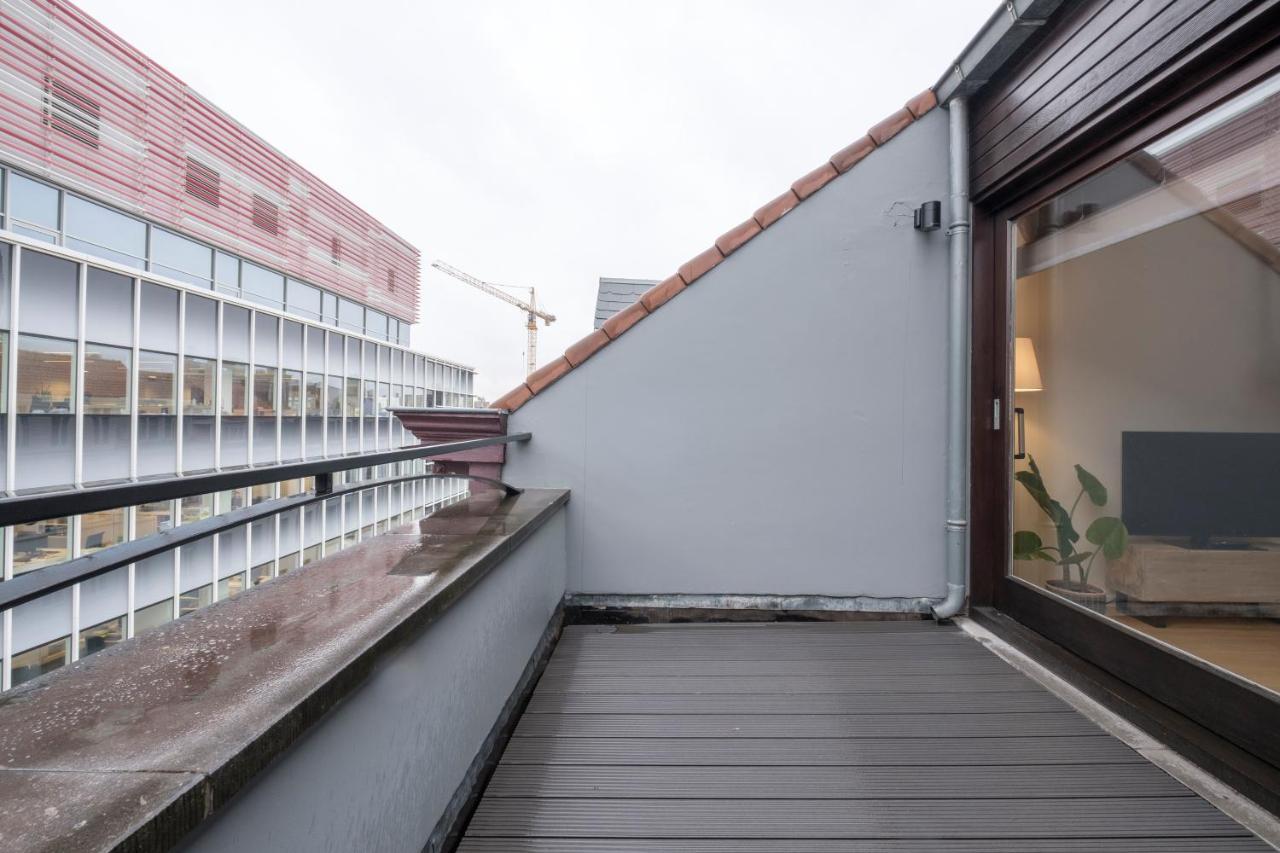 Functional Housings 2 Steps From Grand Place Brussels Exterior photo