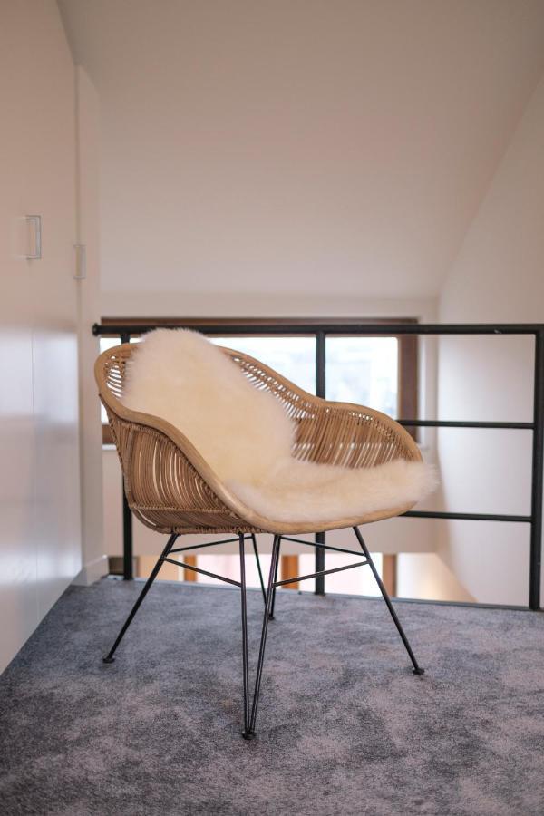 Functional Housings 2 Steps From Grand Place Brussels Exterior photo